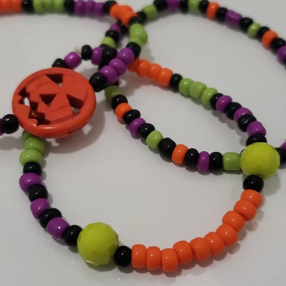 New Fun Jack o' Lantern Pumpkin Halloween Colors Stretch Bracelet Set - Picture 3 of 4